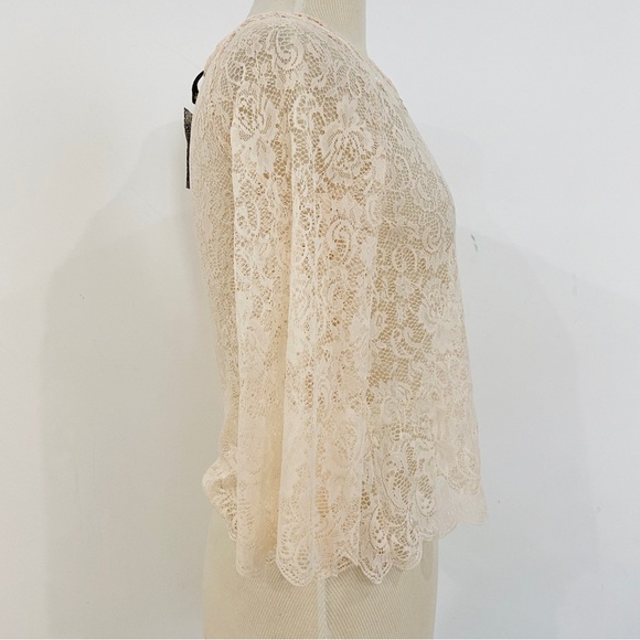 H&M light pink see thru lace bell sleeves top NEW - Picture 3 of 7